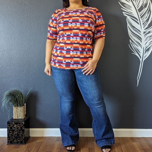 LulaRoe Gigi Disney Shirt - Picture 4 of 8